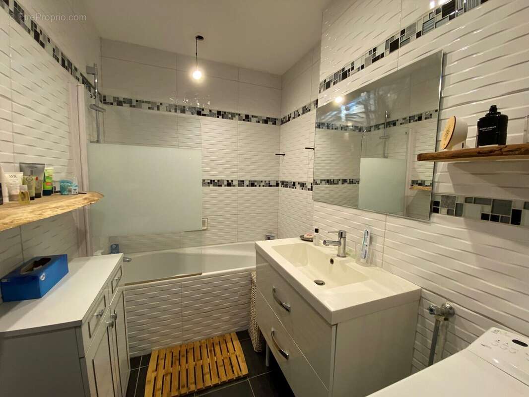 Appartement à ROMANS-SUR-ISERE