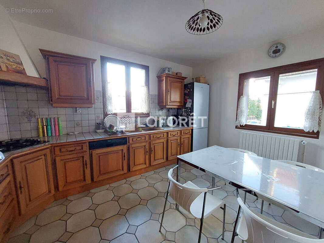 Maison à VILLEMOMBLE