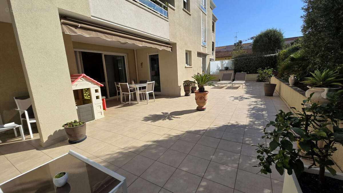 Appartement à SAINT-RAPHAEL