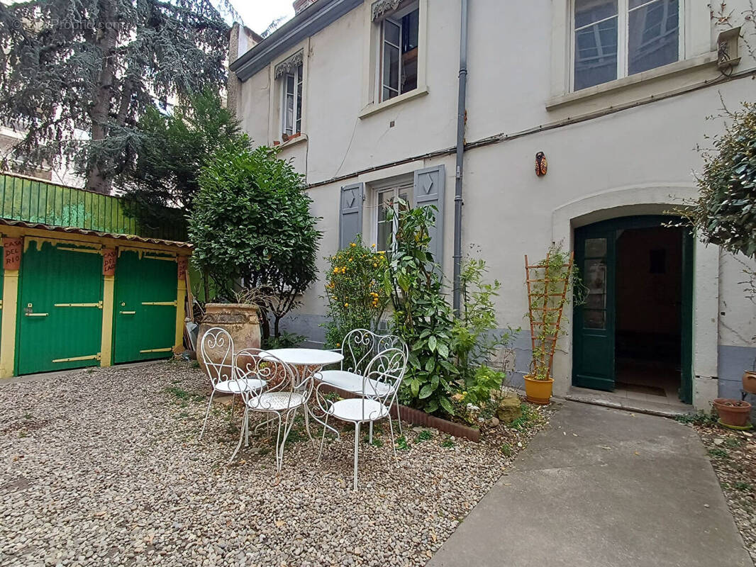 Appartement à LYON-7E