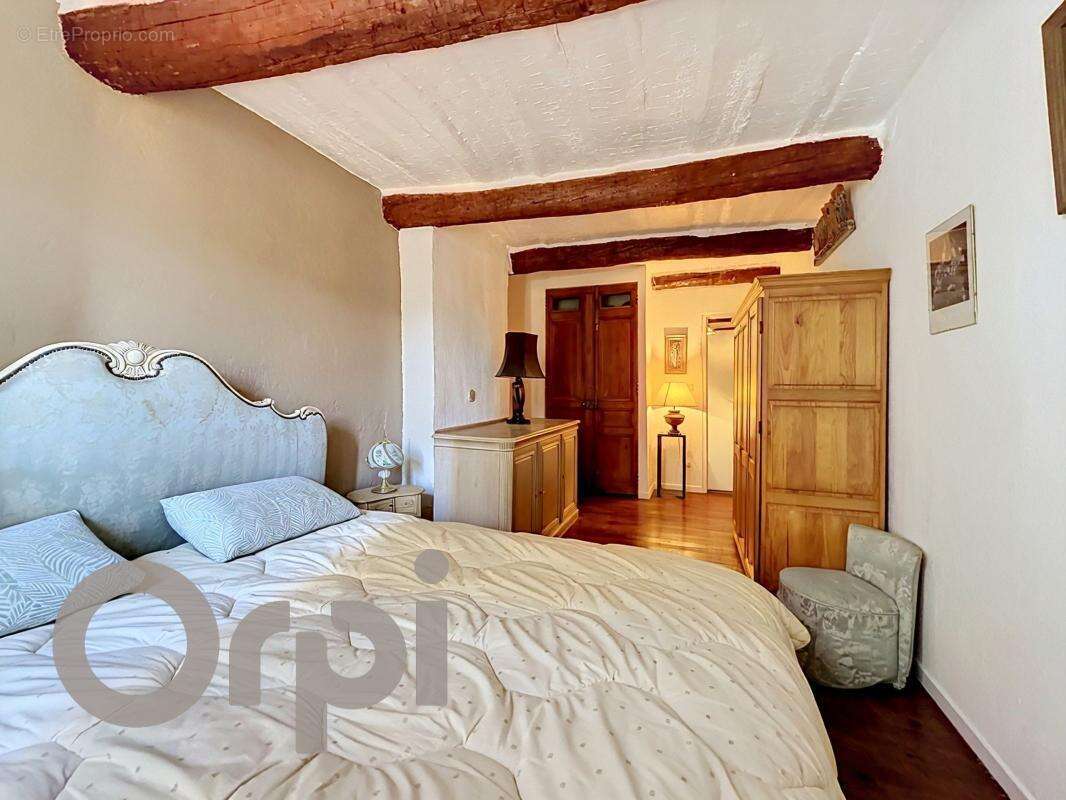 Maison à LE MUY