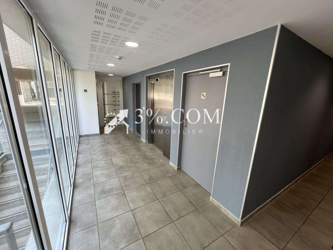 Appartement 3-4 pièces 93 m2 centre ville - photo 2