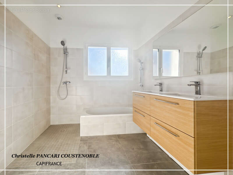 Maison à PEYREHORADE