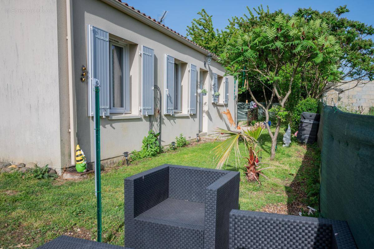 Maison à TONNAY-CHARENTE