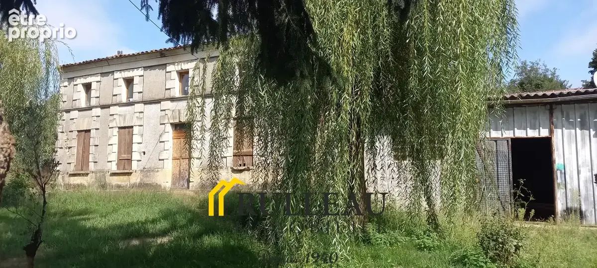 Maison à rénover entièrement de 166 m2 avec grande dépendance et 5 450 m2 de terrain - photo 2