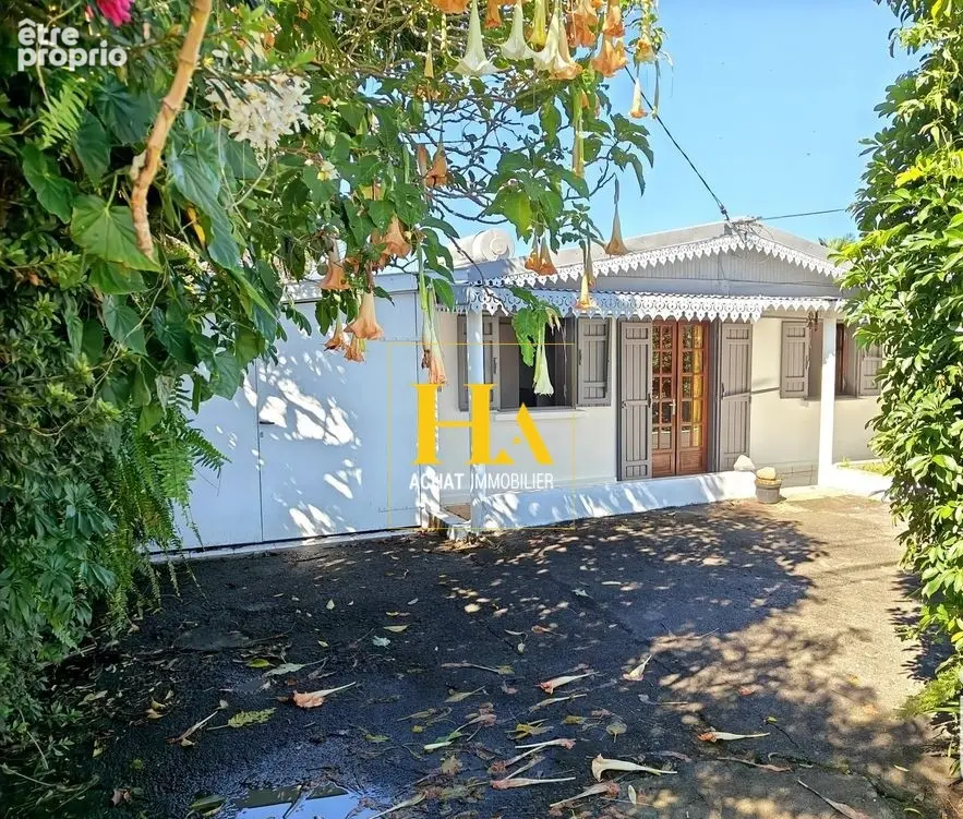 Photo Maison à Petite-Ile au prix de 385 000€