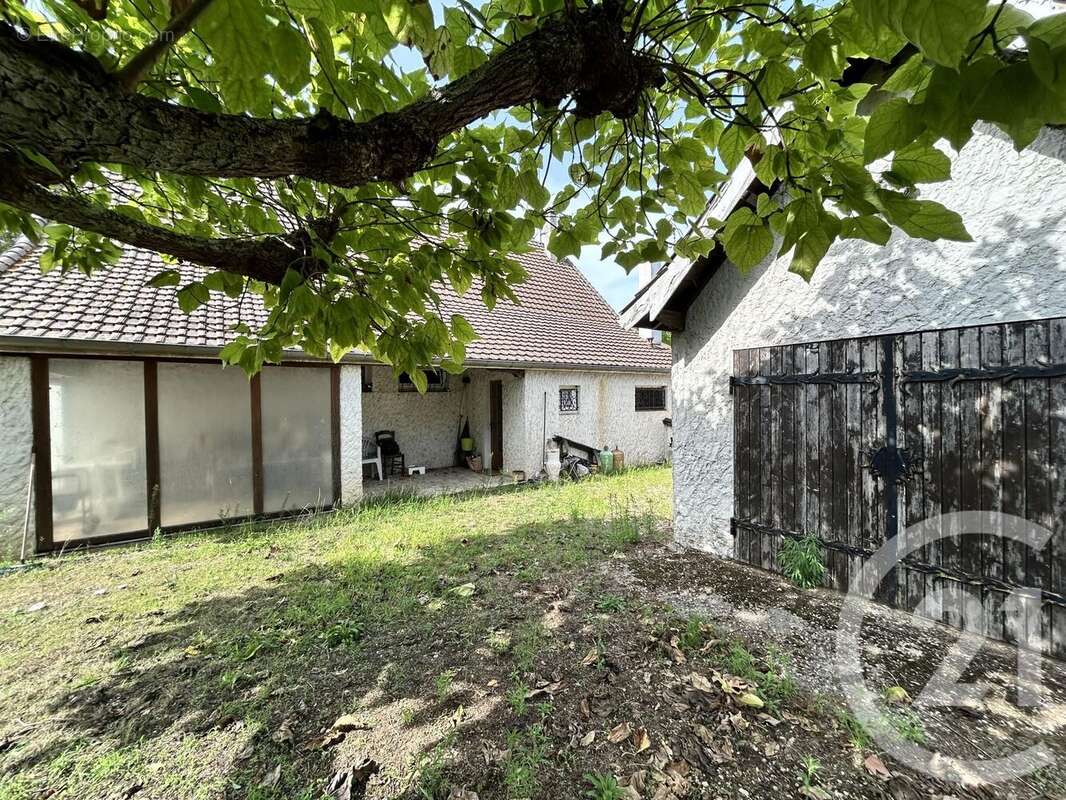 Maison à SAINT-DENIS-DE-PILE