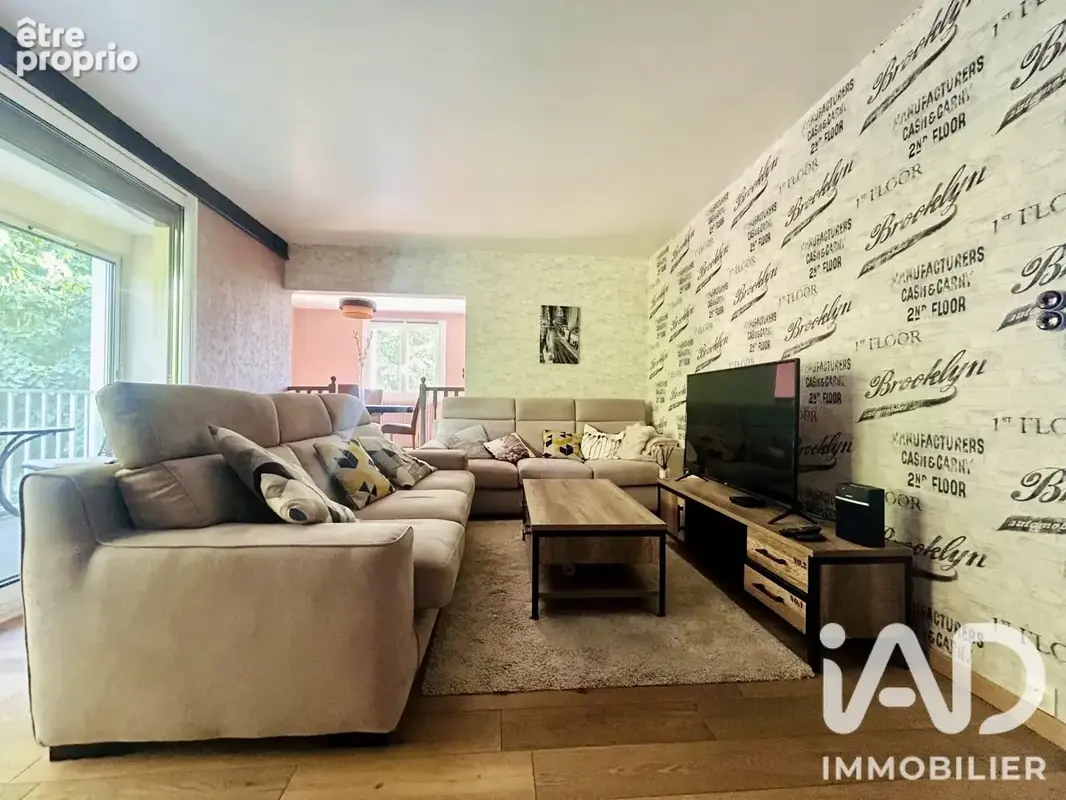 Photo 1 - Appartement à LA CHAPELLE-SAINT-MESMIN