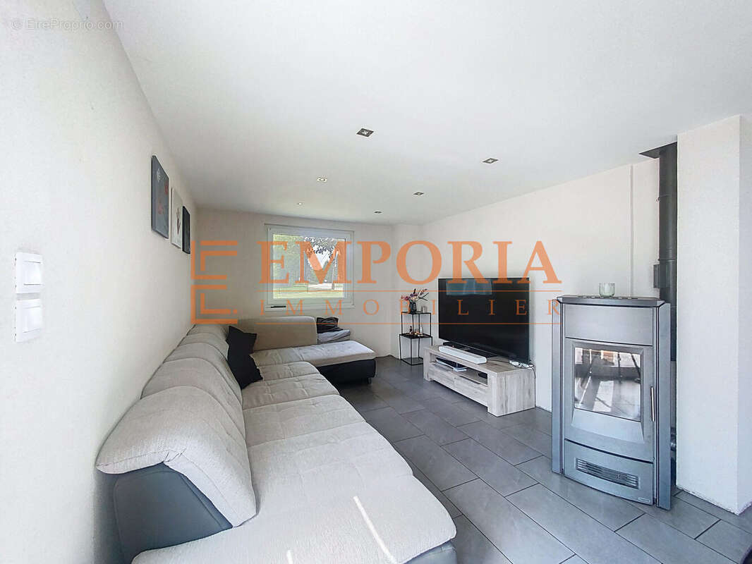 Maison à DANNEMARIE