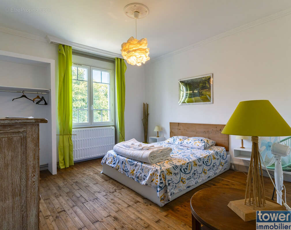 Ensemble immobilier avec maison de maître à Montbron - photo 10
