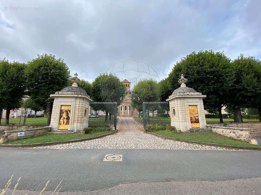 Maison à SALLES-ARBUISSONNAS-EN-BEAUJOLAIS