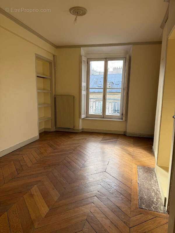 Appartement à VERSAILLES