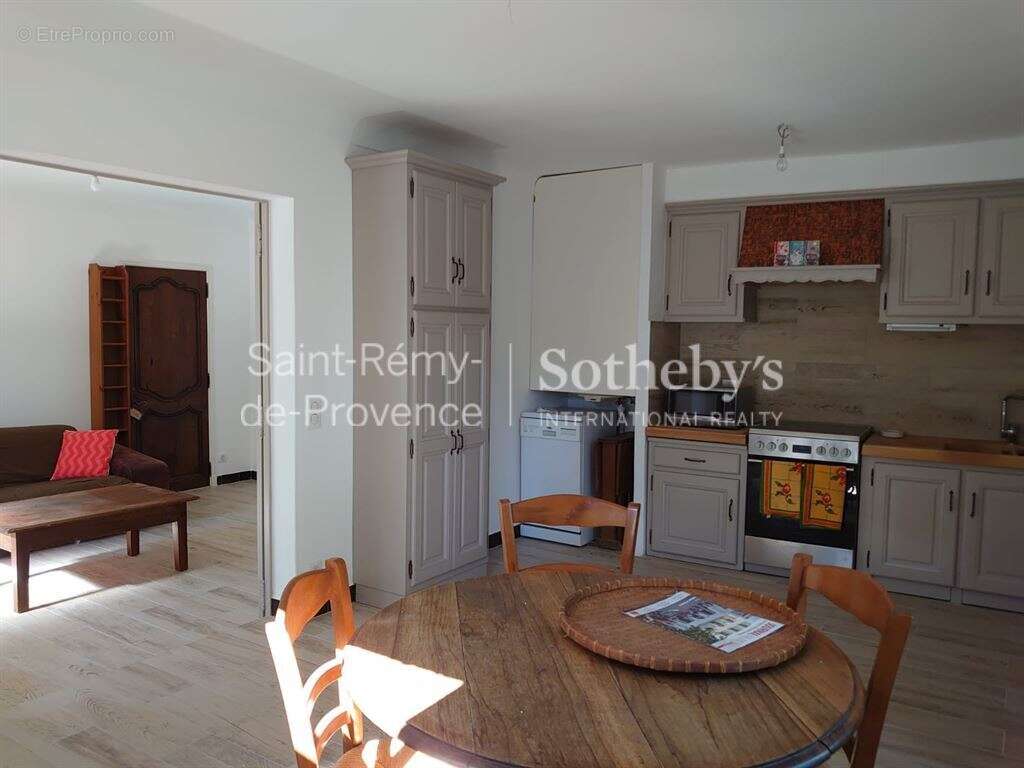 Maison à SAINT-REMY-DE-PROVENCE
