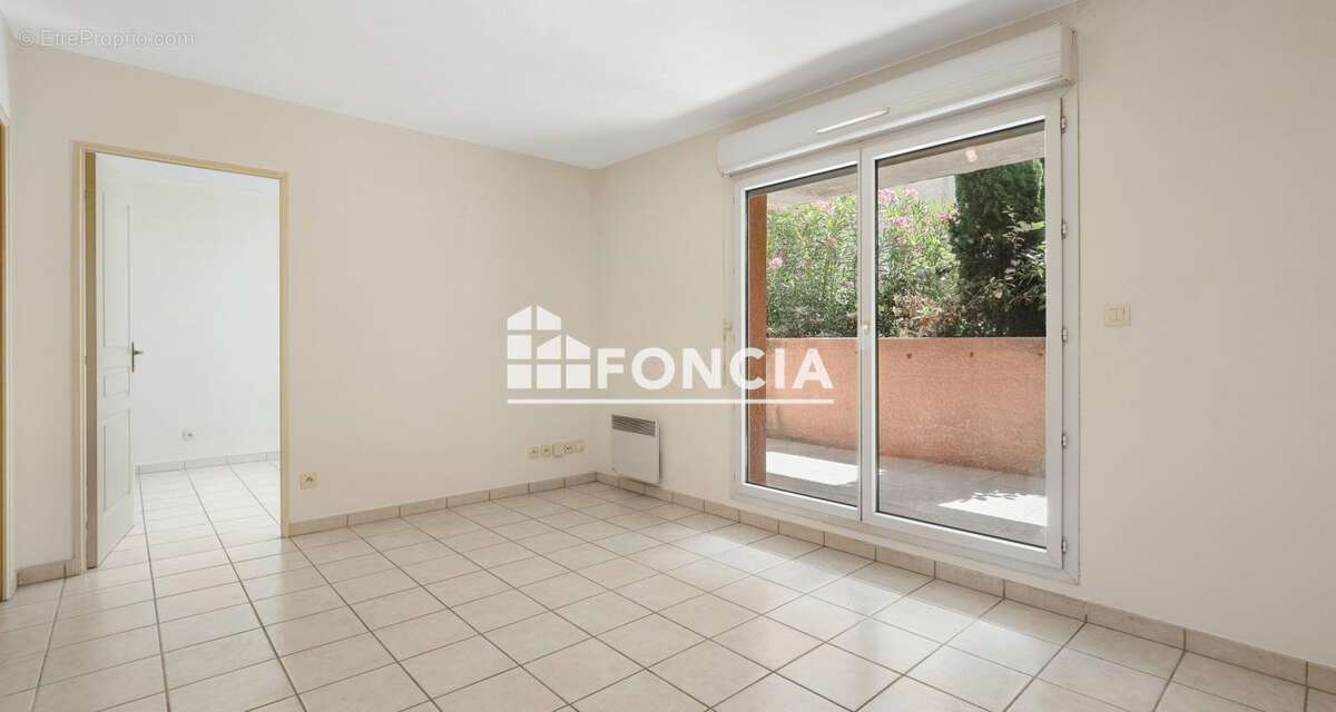 Appartement à VILLENEUVE-LES-BEZIERS