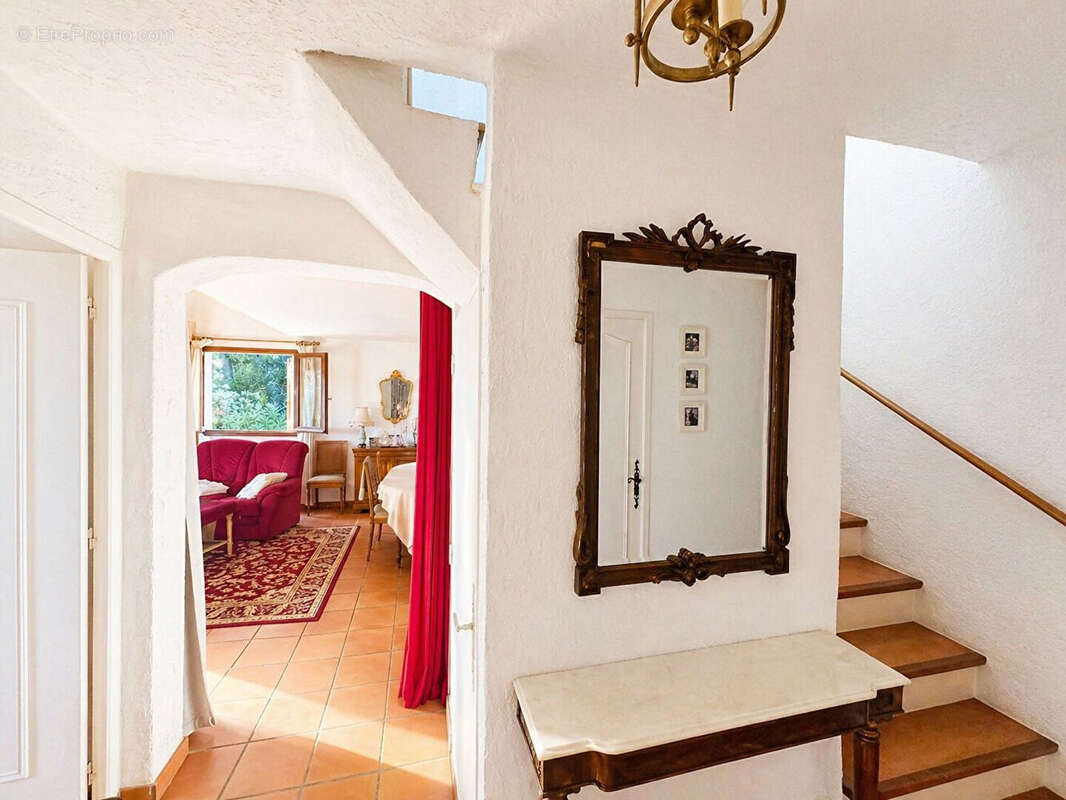 Maison à FREJUS