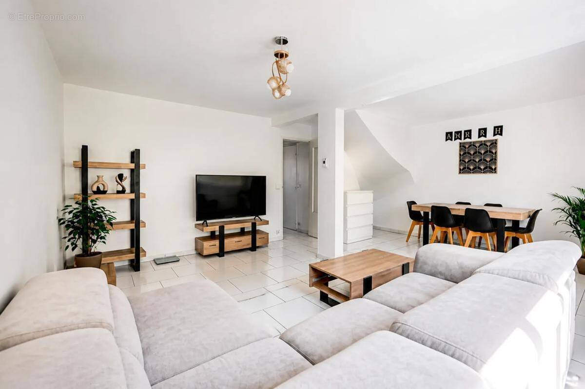 Appartement à AULNAY-SOUS-BOIS