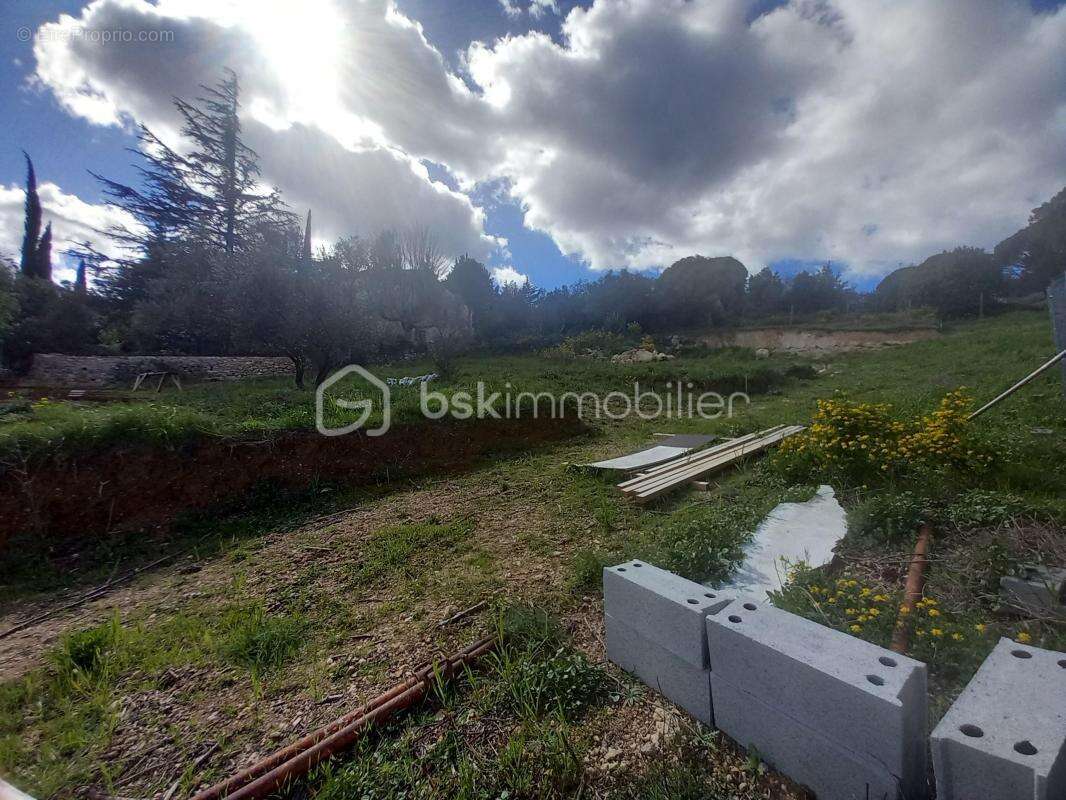 Terrain à CLERMONT-L'HERAULT