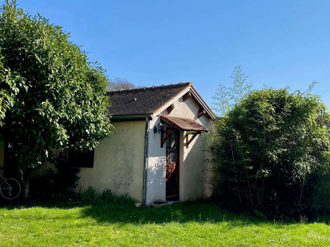 Maison à THOIRY