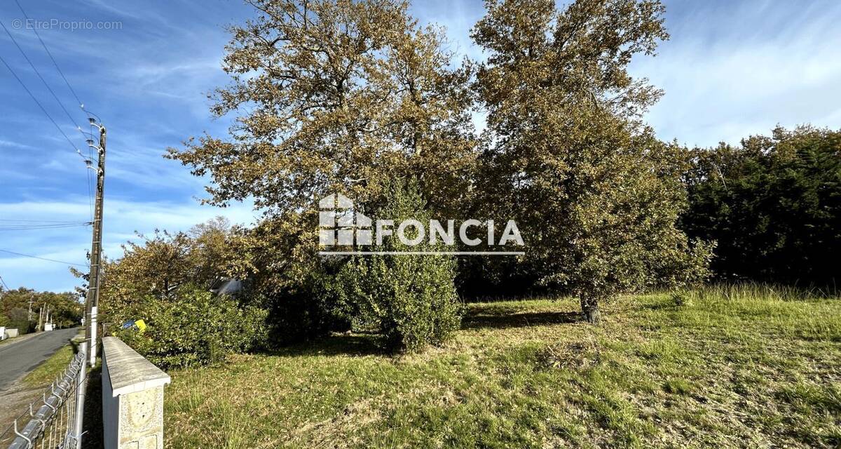 Terrain à BREUILLET