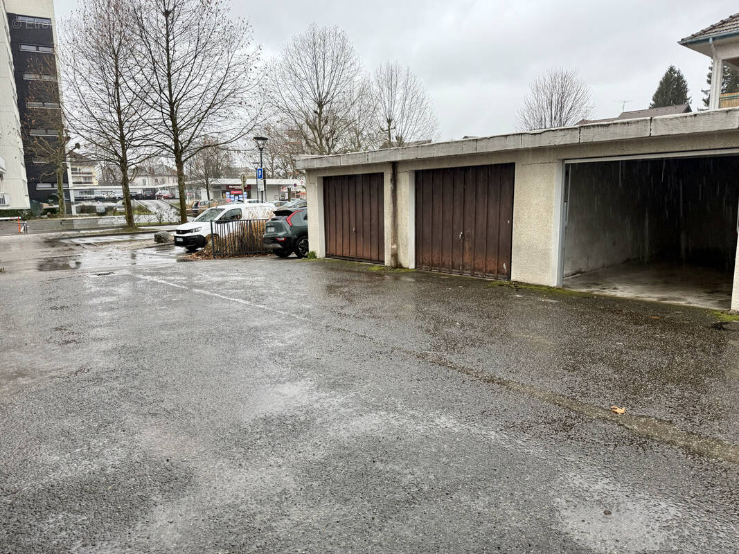 Parking à ANNECY-LE-VIEUX