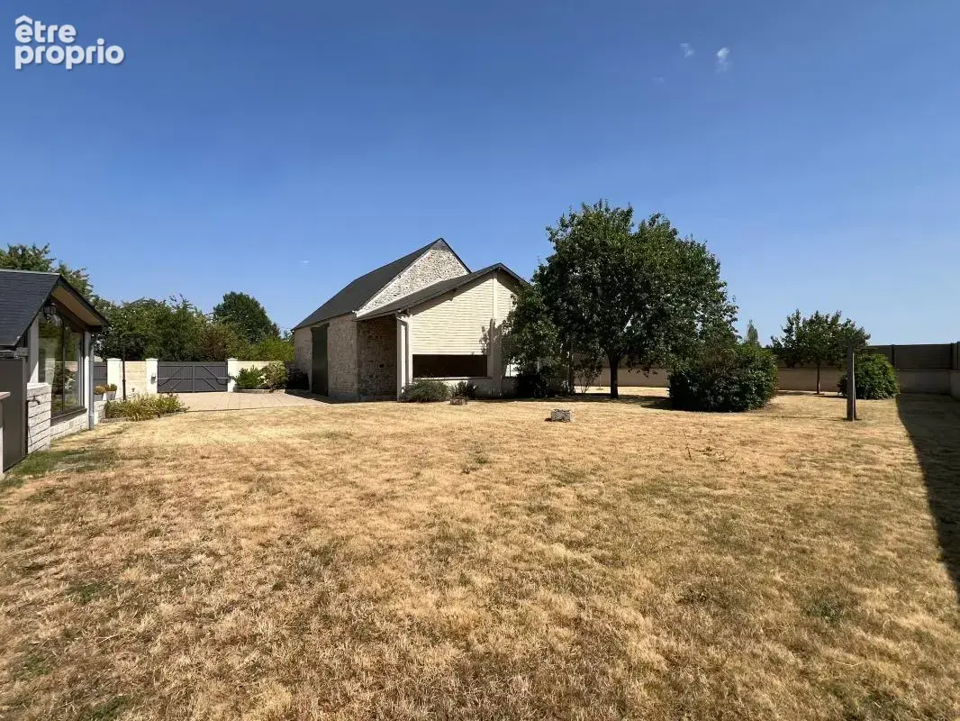  Longère de charme entièrement rénovée : Jardin gourmand, dépendance XXL et aucun travaux à prévoir !  - photo 4