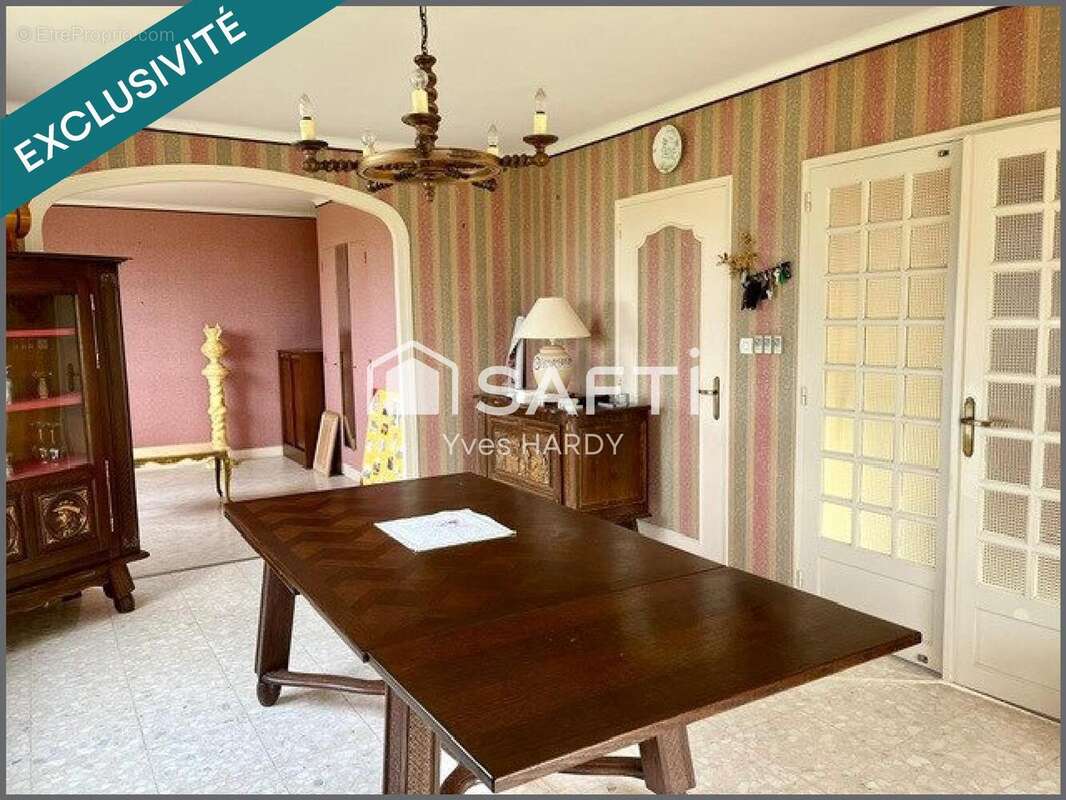 Photo 3 - Maison à LES LANDES-GENUSSON