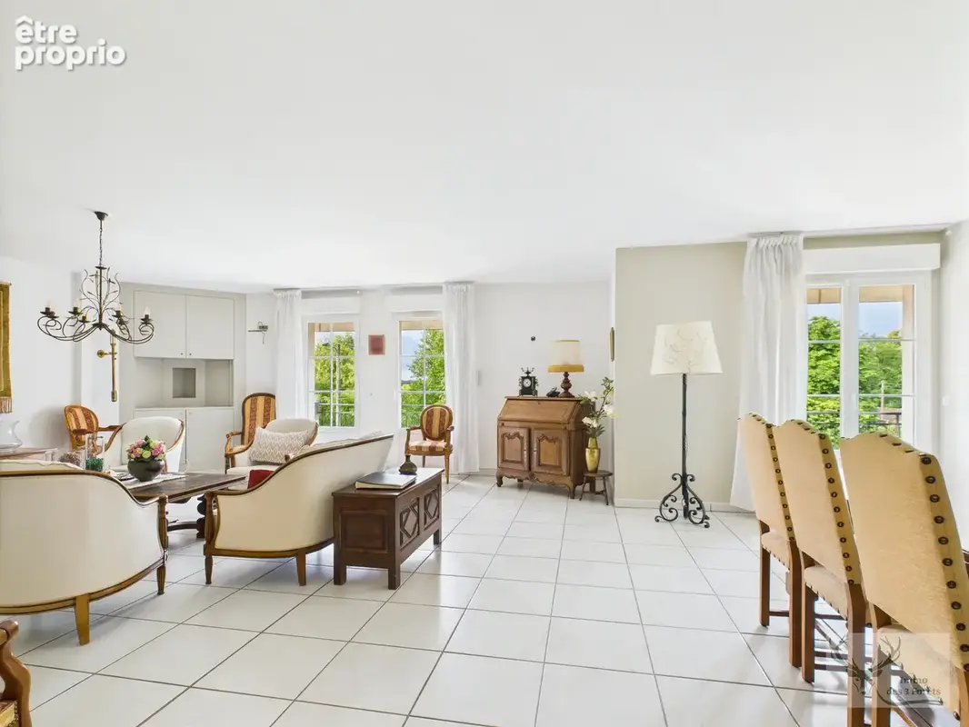 Photo Appartement à Senlis au prix de 599 000€