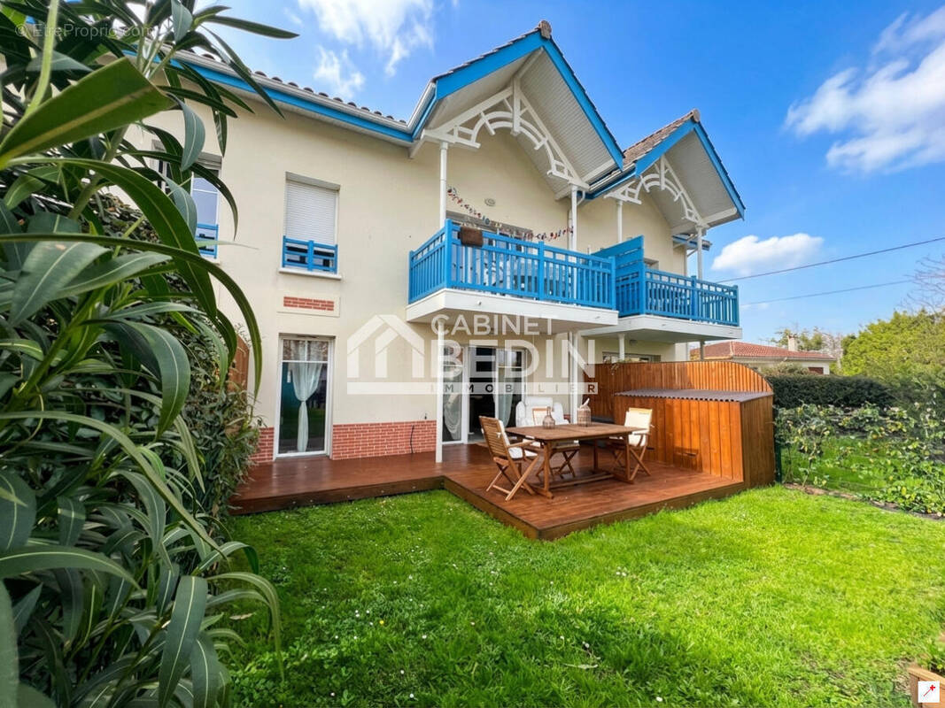 Appartement à LA TESTE-DE-BUCH