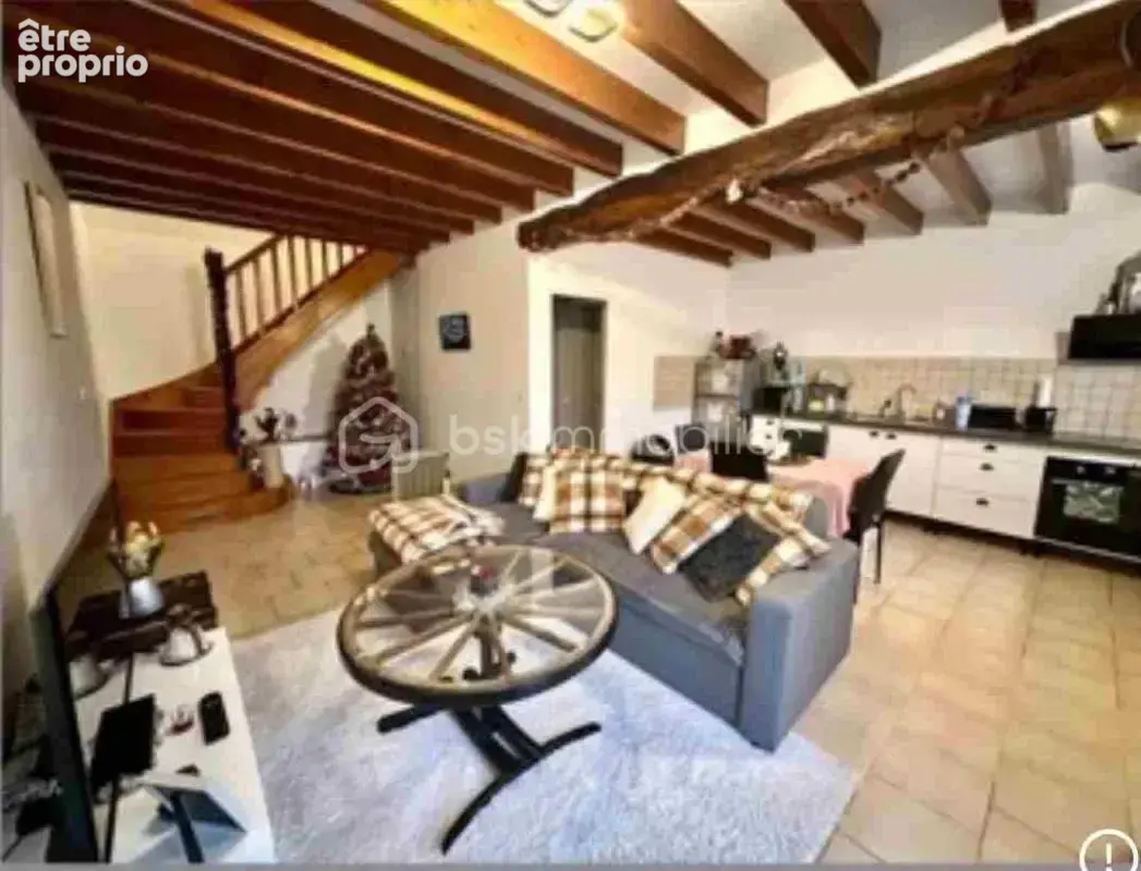À saisir – ensemble immobilier de rapport avec 2 appartements indépendants et terrain - photo 7