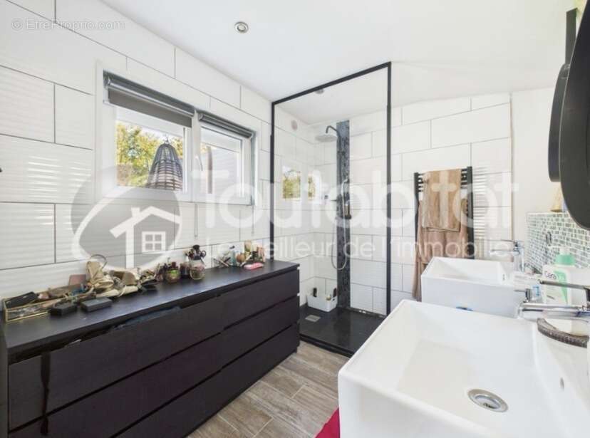 Maison à CHARLEVILLE-MEZIERES