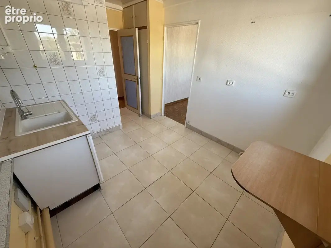 Appartement 4 pieces de 70,48 m2 avec 3 chambres et 2 balcons - photo 6