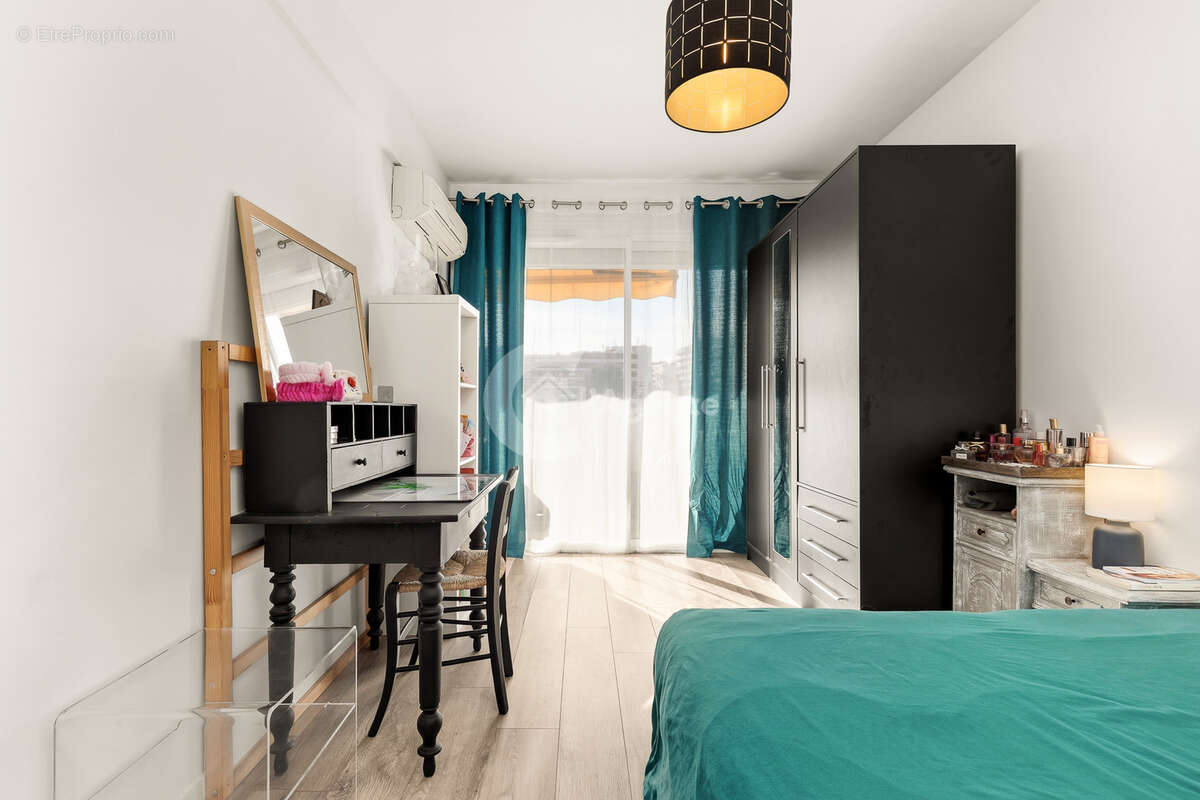 Appartement à LE CANNET