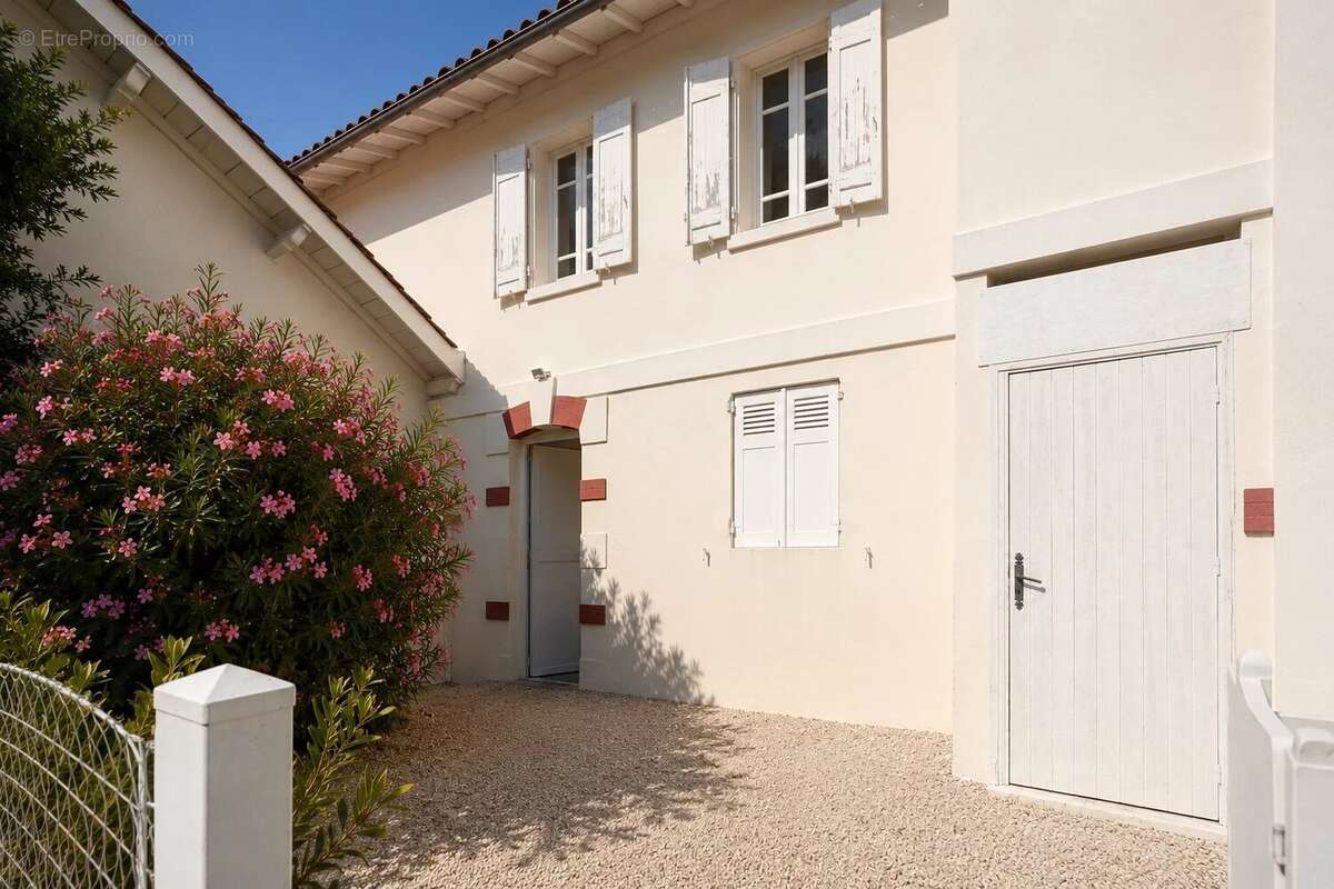 Arcachon – Pereire  Appartement avec entrée indépendante et jardin privatif, à quelques pas de la plage - photo 2