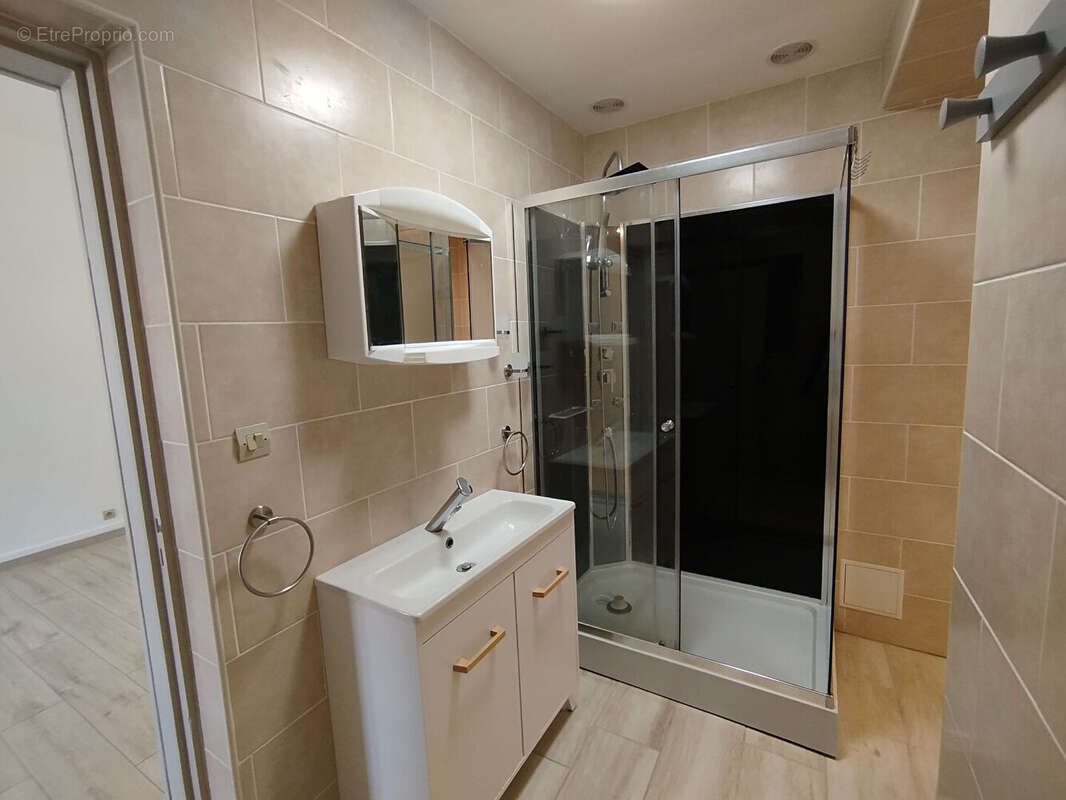 Appartement à GUISE