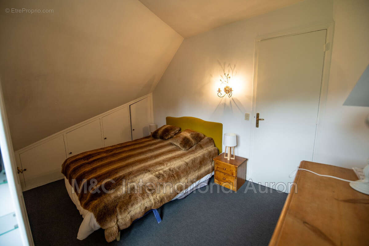 Appartement à SAINT-ETIENNE-DE-TINEE