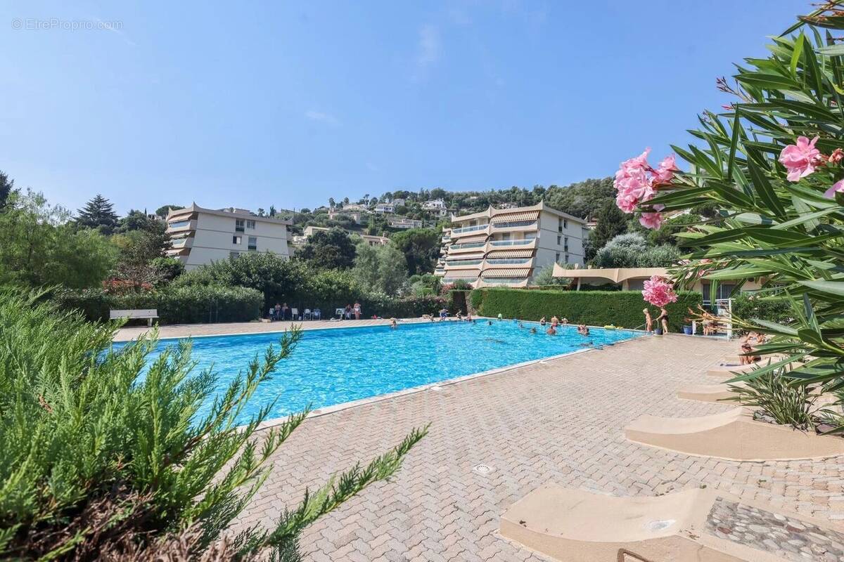 Appartement à MANDELIEU-LA-NAPOULE