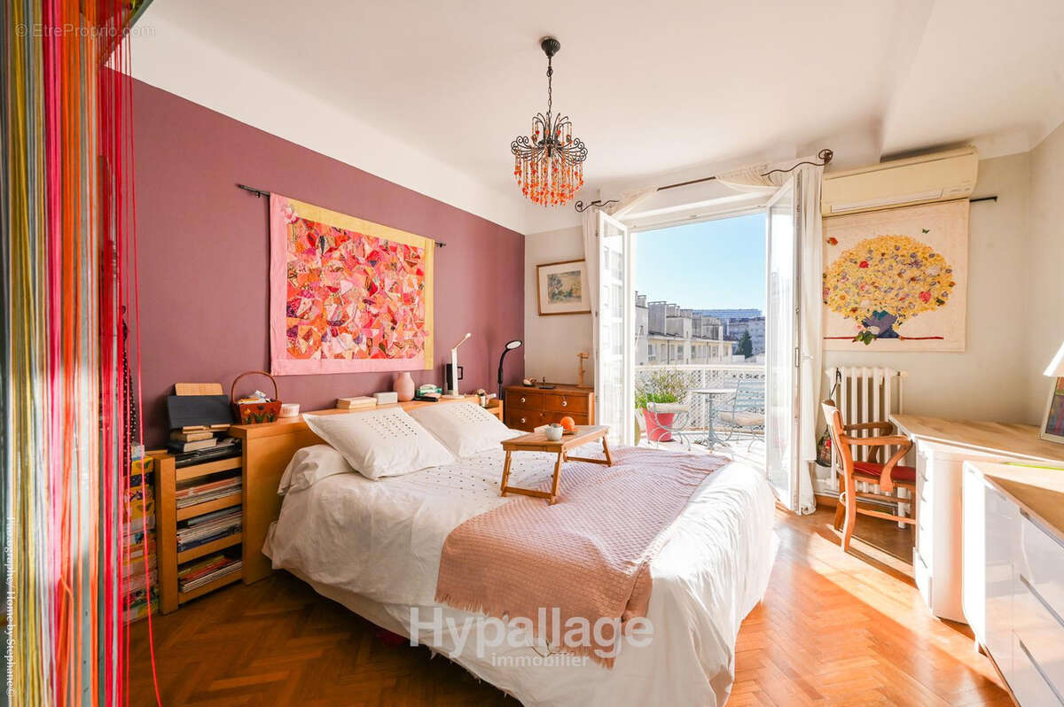 Appartement à MARSEILLE-8E
