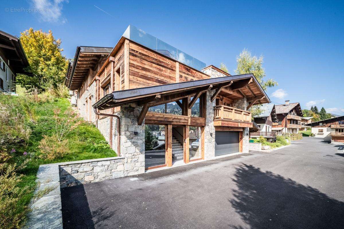 Luxueux chalet neuf en plein cœur des Gets - photo 8