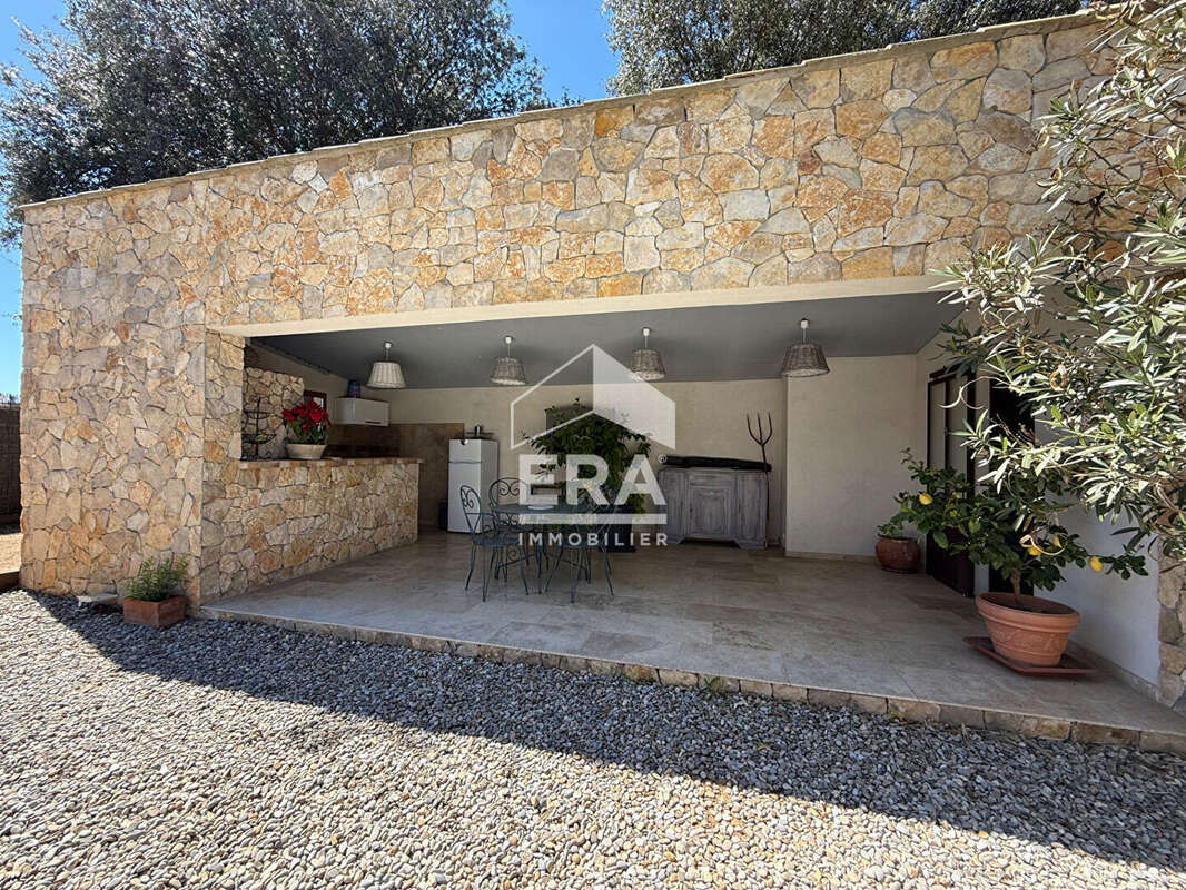 Maison à SAINT-MAXIMIN-LA-SAINTE-BAUME