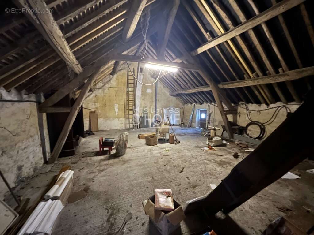 Maison à BETON-BAZOCHES