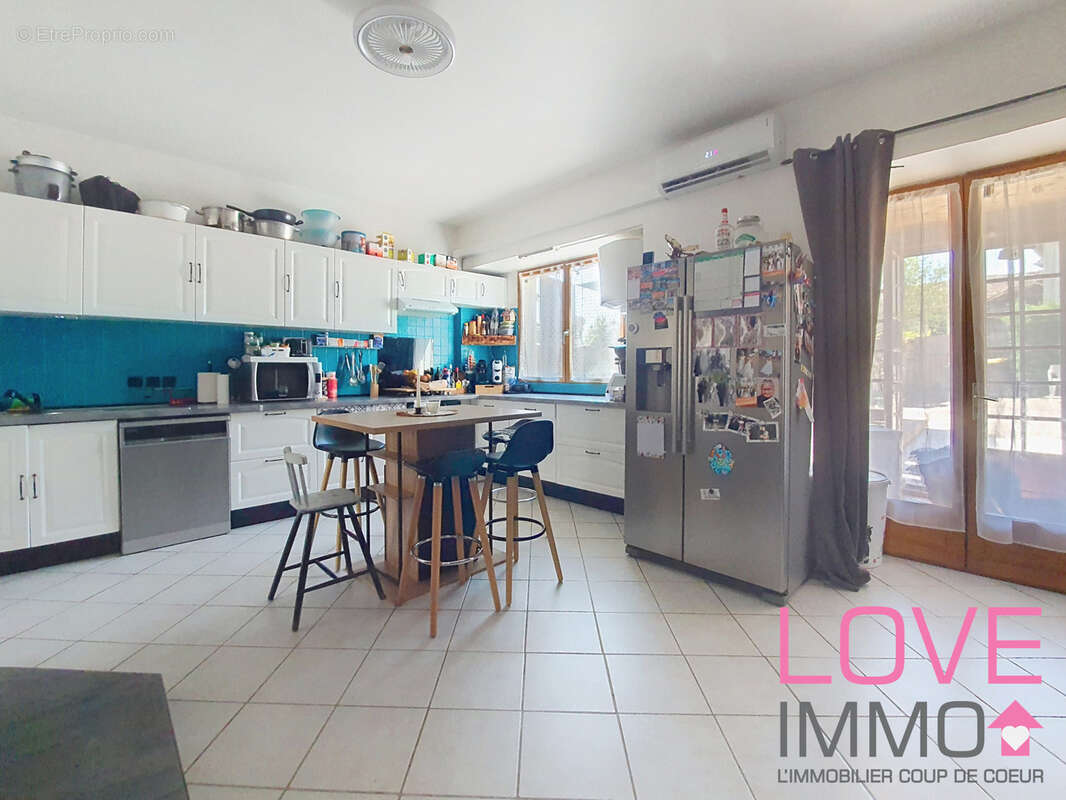 Maison à LES ABRETS