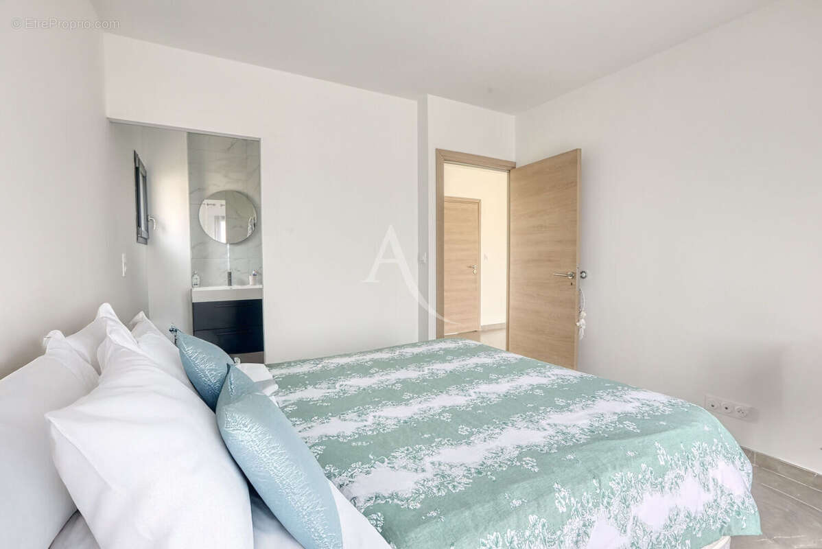 Maison à FRANQUEVILLE-SAINT-PIERRE