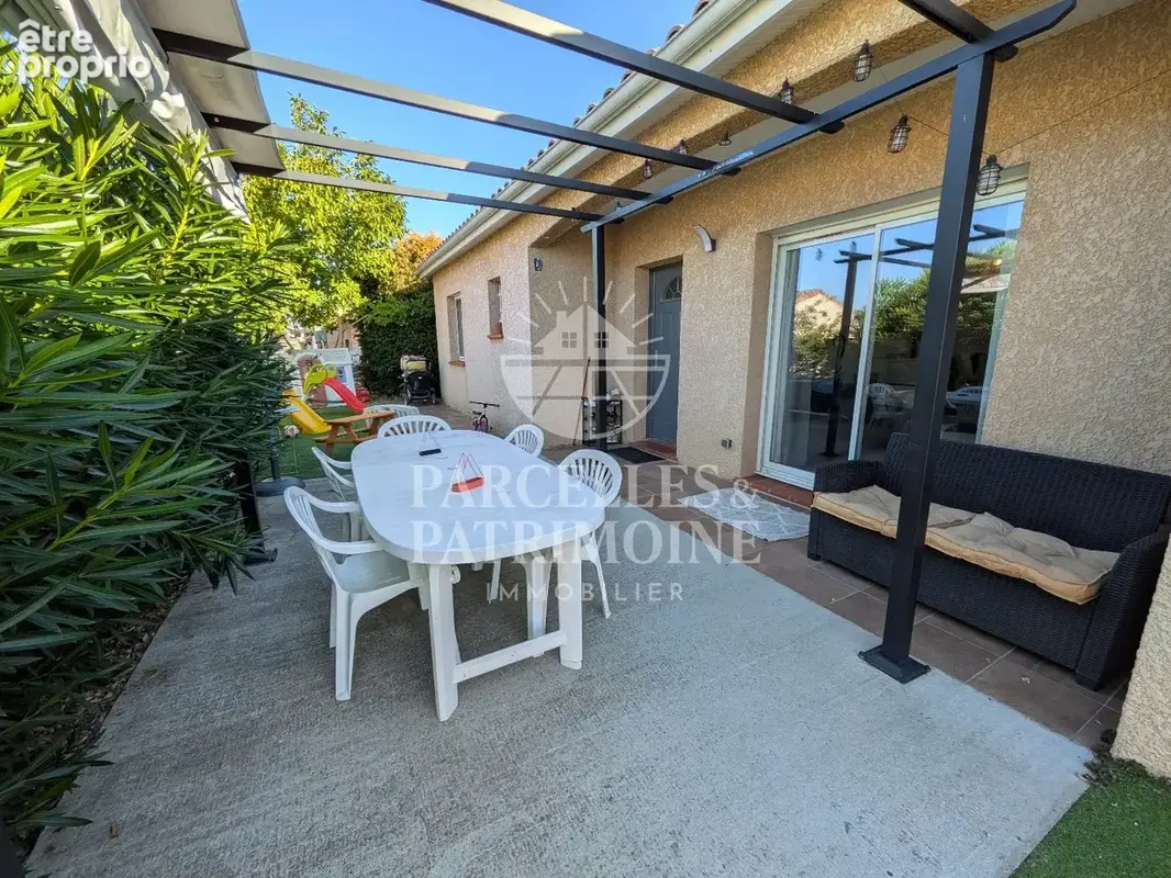Lherm - Exclusivité - Maison de plain pied T5 avec garage et dépendance sur terrain de 606m² - photo 11