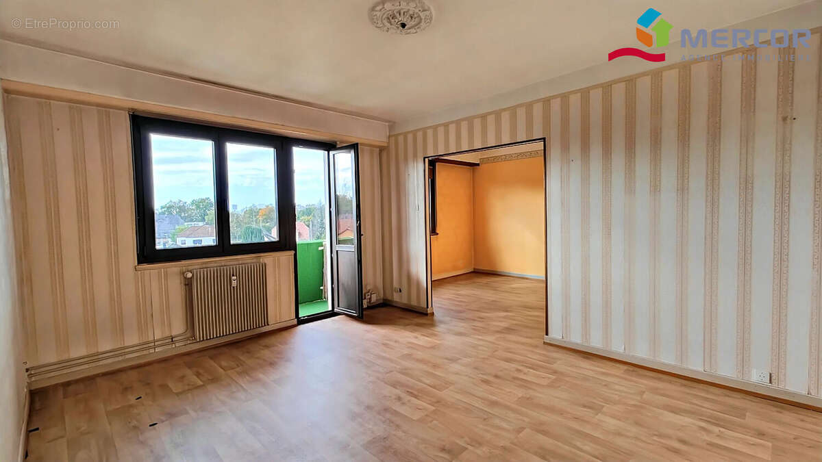 Salon/séjour - Appartement à OSTWALD