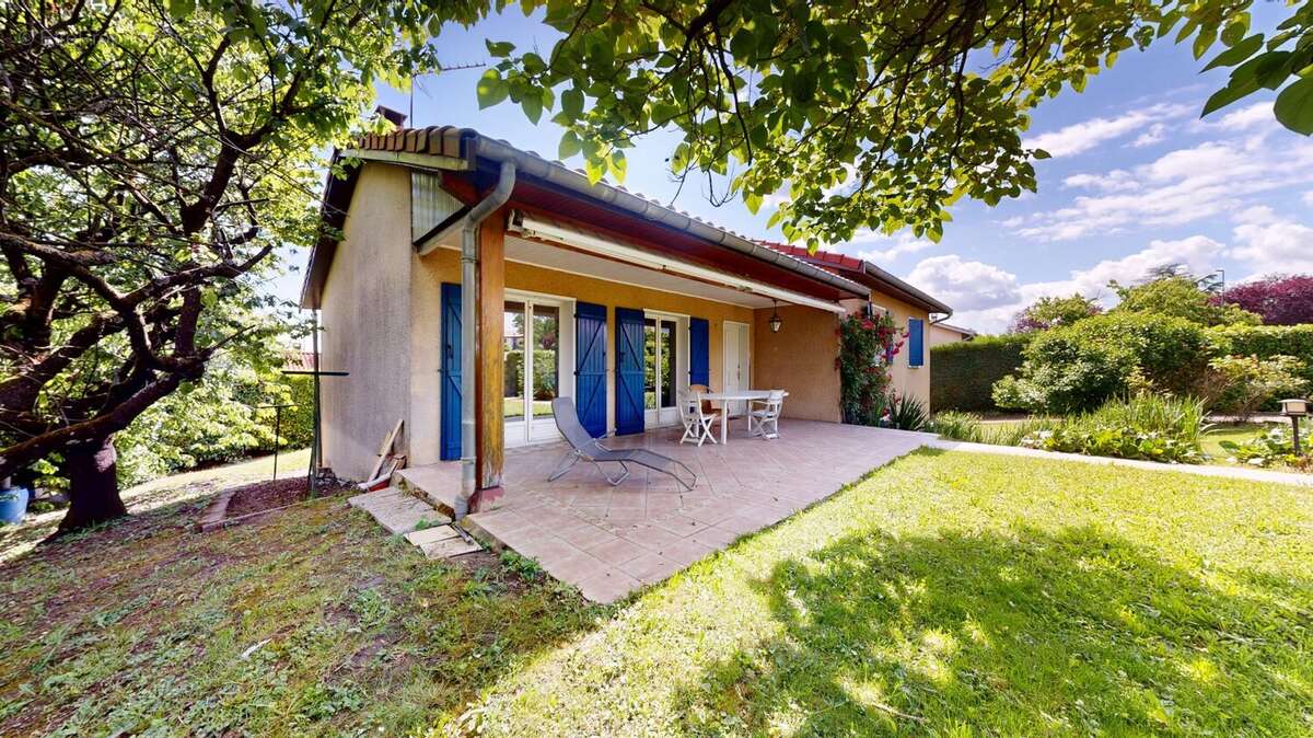 Maison à CHAZAY-D'AZERGUES