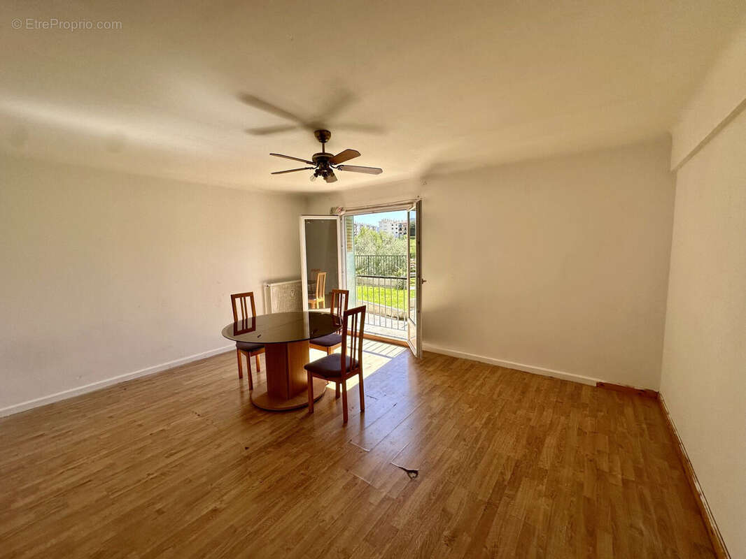 Photo 2 - Appartement à NICE