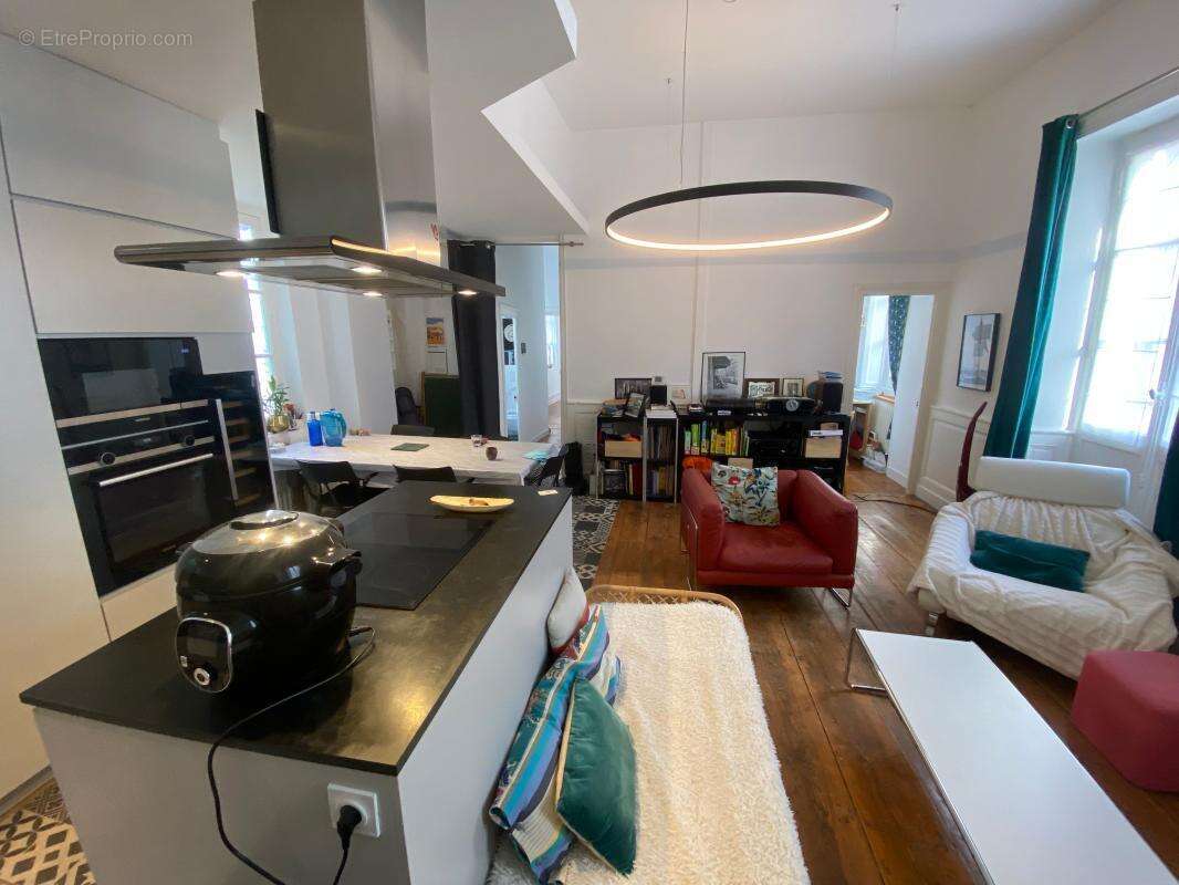 Appartement à LA ROCHELLE
