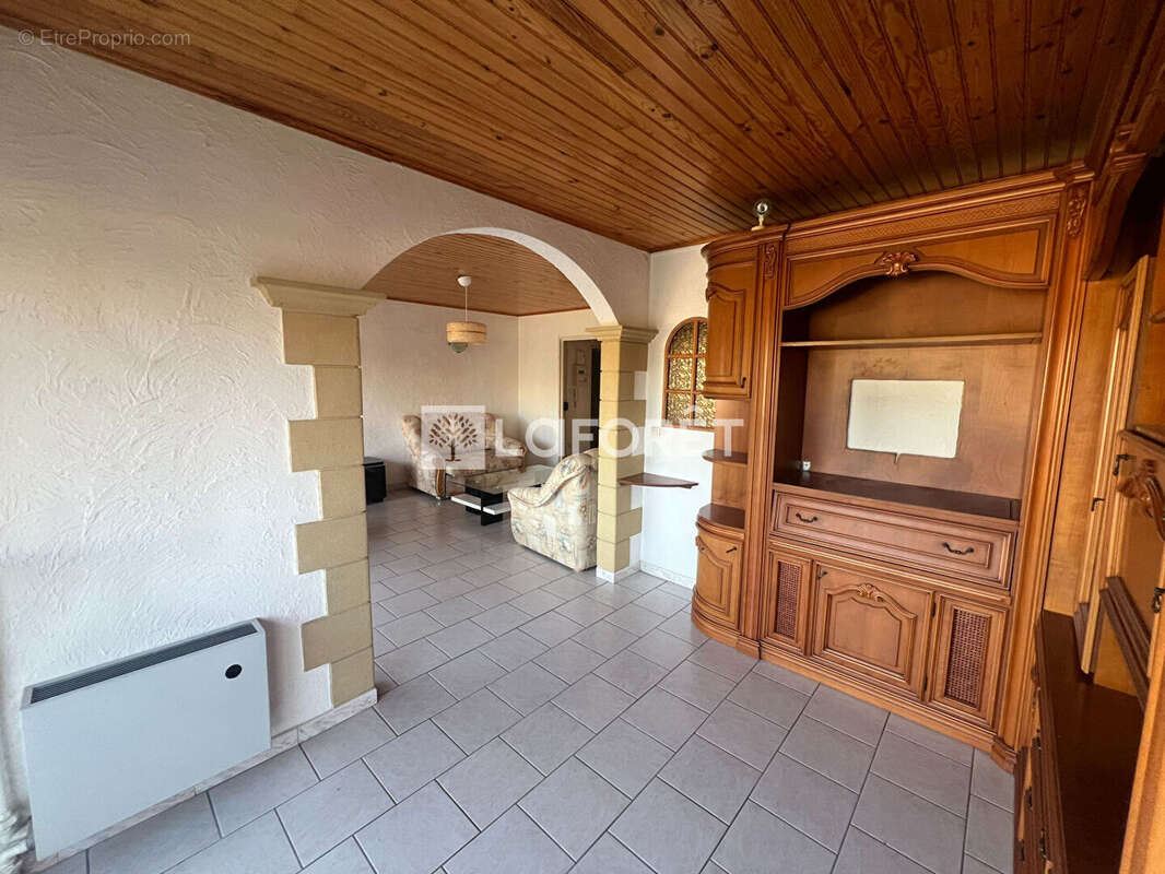 Appartement à SALON-DE-PROVENCE