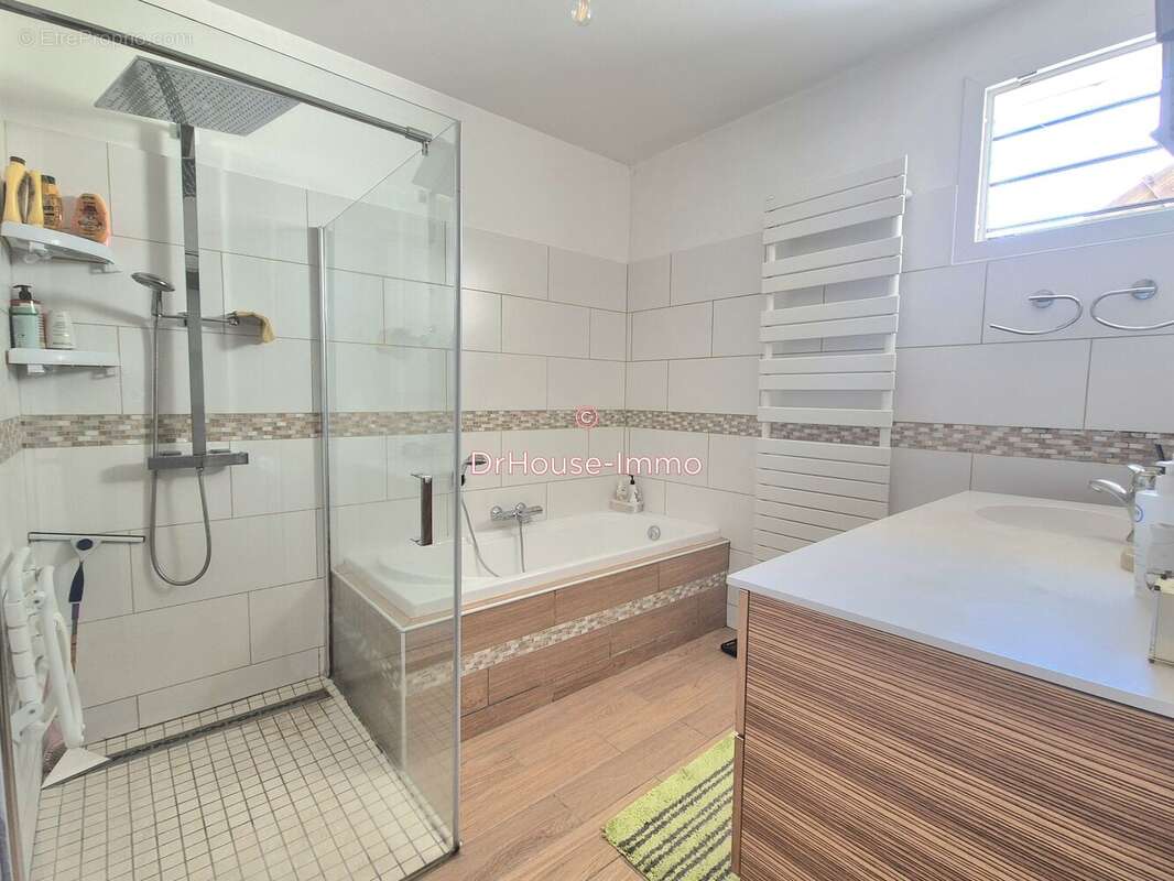 Maison 121 m² à Chalon-Sur-Saone  - photo 4
