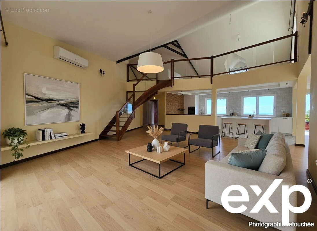 Maison à SAINT-BENOIT